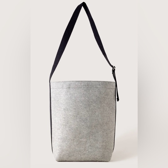 Graf Lantz Gray Wool Shoulder Bag - Picture 2 of 12